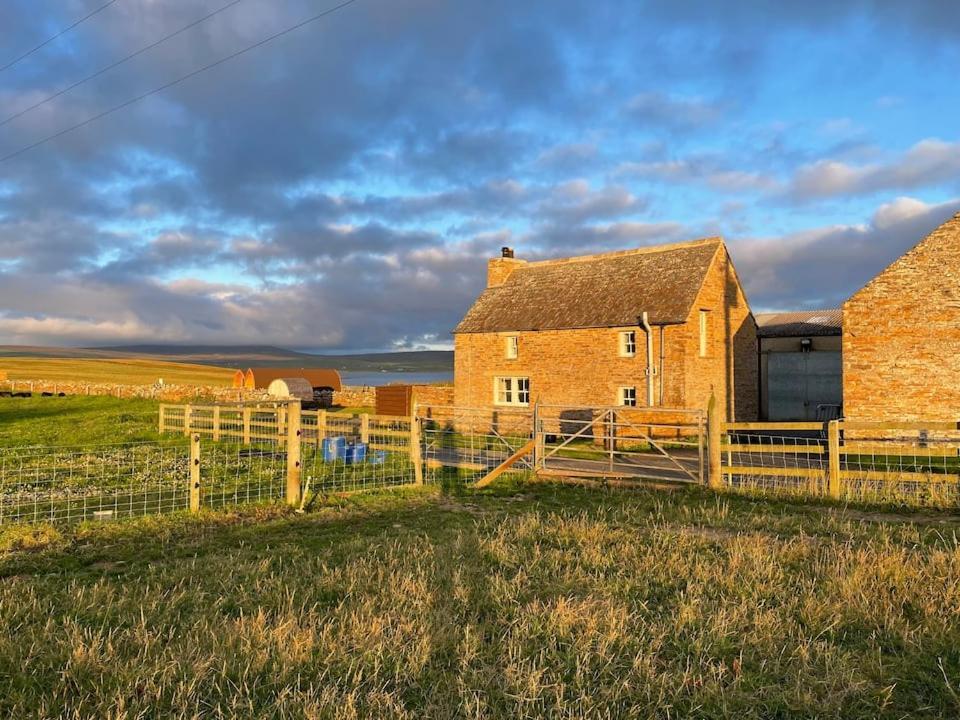 Вилла Orkney Farm Bothy Стромнесс Экстерьер фото